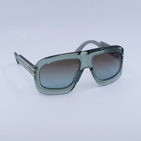 🕶️ New Dior DIORSIGNATURE M1U 55F2 Sunglasses - Green Frame, Brown Lenses - Picture 1 of 12